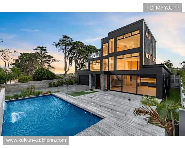 滨海一套直播:探秘海景豪宅的奢华生活